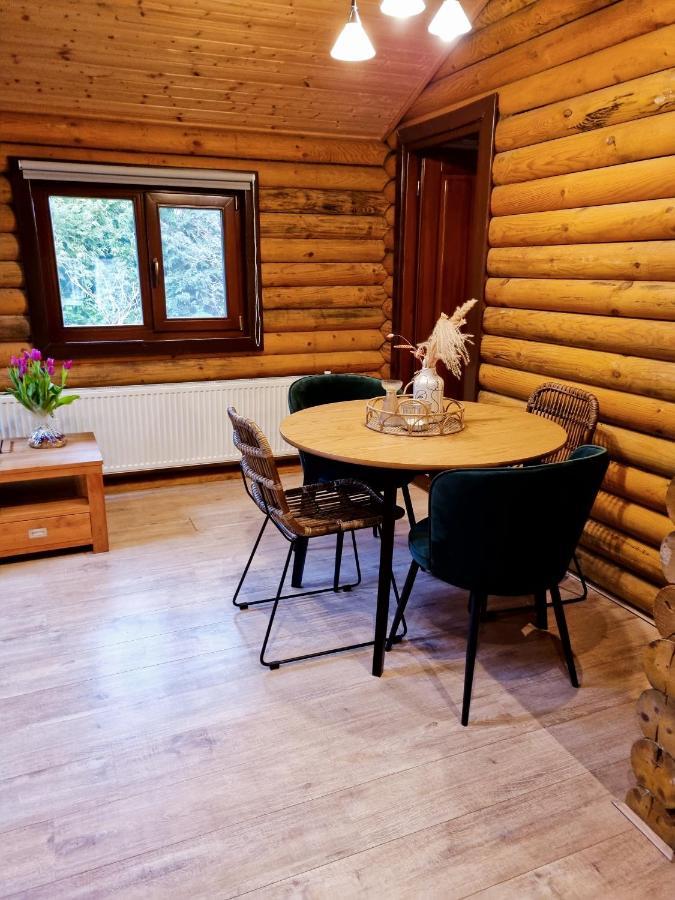 Finse Woning Op Camping De Tulpenweide Breezand Luaran gambar