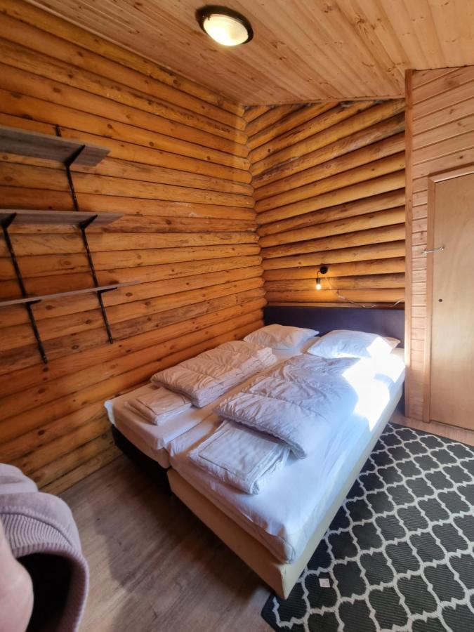 Finse Woning Op Camping De Tulpenweide Breezand Luaran gambar